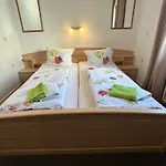 Hotel Haus Schwan Koeln